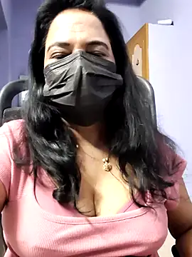 mallu-lover online show from October 24, 2025, 12:41 am