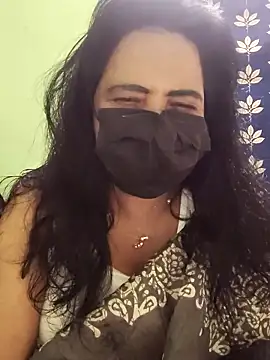 mallu-lover online show from October 27, 2025, 7:01 am