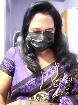 mallu-lover online show from November 7, 2025, 2:00 am