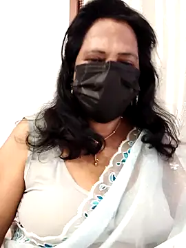 mallu-lover online show from April 22, 2026, 6:53 pm