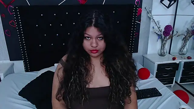 CloeStron online show from September 29, 2025, 12:32 pm