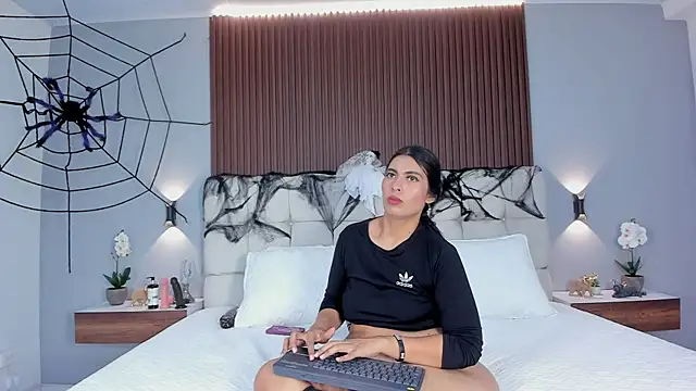 Snapshot of Anny_mayyer chatting on October 21, 2025, 1:56 pm Anny mayyer online show from October 21, 2025, 1:56 pm