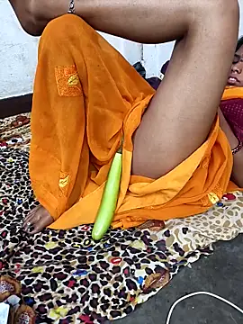 desimalai28 online show from April 3, 2026, 7:01 pm