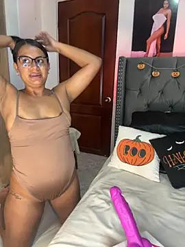 ema zoe online show from October 28, 2025, 12:03 am