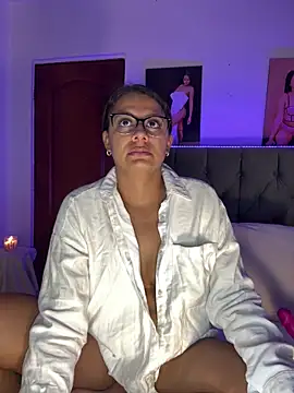 ema zoe online show from March 24, 2026, 12:04 am