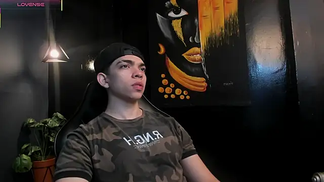 Eryonbradley online show from December 4, 2025, 11:19 am