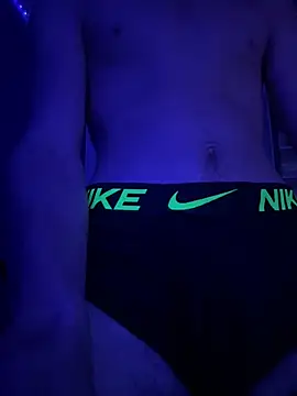 Snapshot of rediMilano chatting on September 25, 2025, 9:40 pm rediMilano online show from September 25, 2025, 9:40 pm