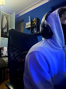 Snapshot of rediMilano chatting on September 27, 2025, 1:21 am rediMilano online show from September 27, 2025, 1:21 am