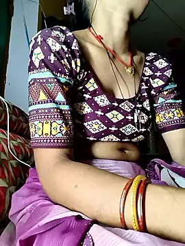 Snapshot of Sonam_pandeyji chatting on May 8, 2026, 3:28 pm Sonam pandeyji online show from May 8, 2026, 3:28 pm