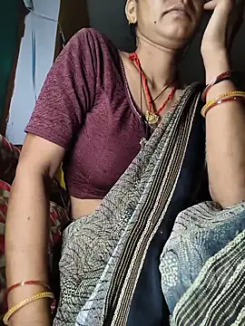 Snapshot of Sonam_pandeyji chatting on May 13, 2026, 11:22 pm Sonam pandeyji online show from May 13, 2026, 11:22 pm