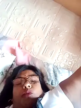 mileesha online show from December 25, 2024, 11:33 am