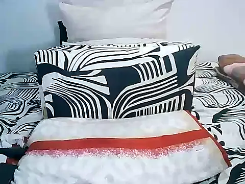 Snapshot of BigPussy10xx chatting on November 15, 2025, 12:13 pm BigPussy10xx online show from November 15, 2025, 12:13 pm