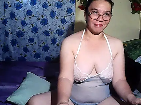 Adeline05 online show from March 20, 2026, 9:03 am