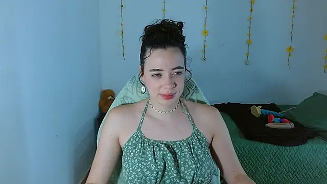 sajecrismaa online show from February 19, 2026, 8:49 pm