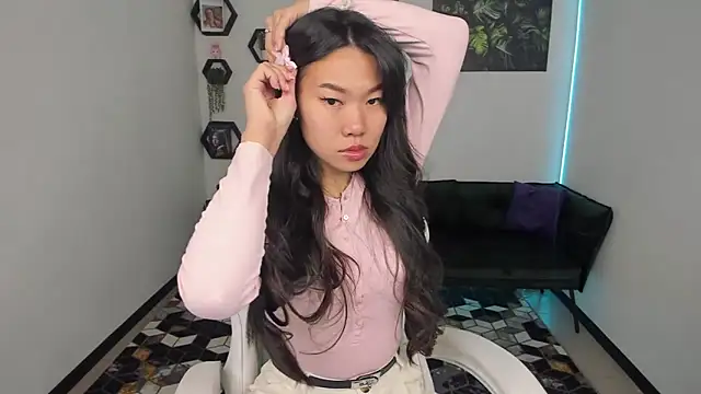 LunaPurrr online show from October 16, 2025, 11:06 pm