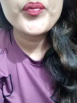 Cute pinkii online show from December 2, 2025, 7:42 pm