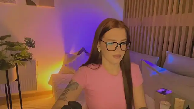 Snapshot of ShyLulu69 chatting on November 11, 2025, 7:25 pm ShyLulu69 online show from November 11, 2025, 7:25 pm