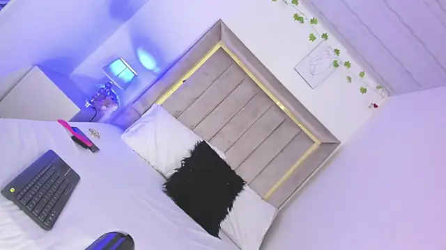 Snapshot of ScarlettVell chatting on February 26, 2026, 7:13 pm ScarlettVell online show from February 26, 2026, 7:13 pm