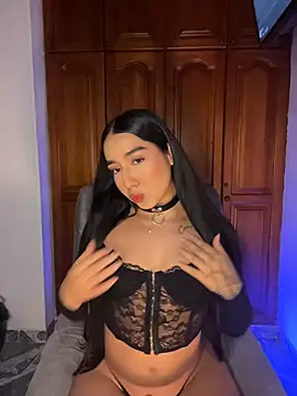 Snapshot of KaditaNavarro chatting on February 17, 2026, 11:11 pm KaditaNavarro online show from February 17, 2026, 11:11 pm