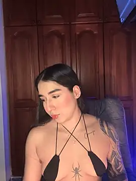 KaditaNavarro online show from March 13, 2026, 10:05 pm