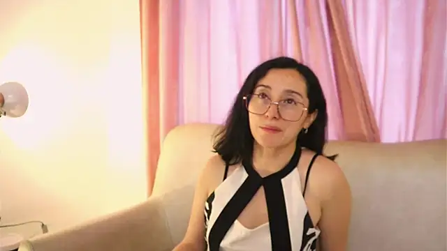 Ginevra esposito online show from May 20, 2026, 1:17 pm