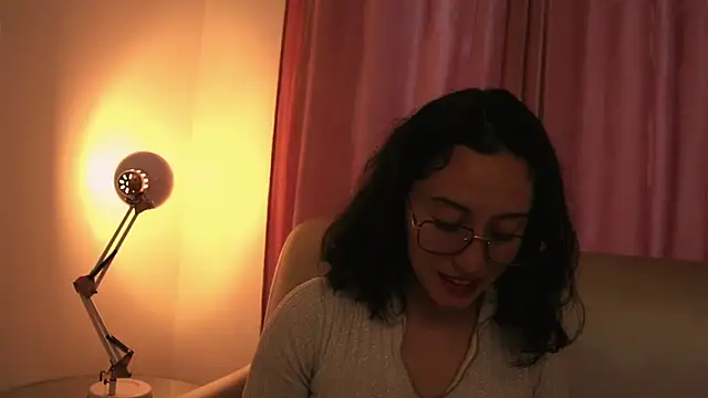 Ginevra esposito online show from May 29, 2026, 12:58 pm