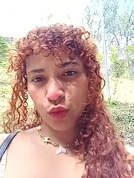 Vikyvoyeur online show from December 19, 2025, 6:37 pm