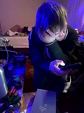 XanderOzzz online show from January 14, 2026, 8:20 am