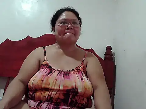 Snapshot of Mari_fvcks chatting on March 22, 2026, 9:45 am Mari fvcks online show from March 22, 2026, 9:45 am
