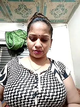 Snapshot of Payel_50 chatting on July 8, 2026, 3:49 pm Payel 50 online show from July 8, 2026, 3:49 pm