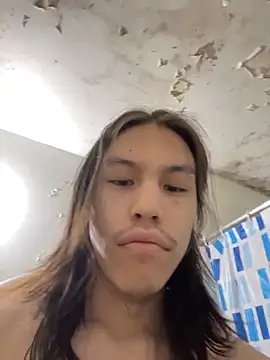 heytherepeoples717 online show from April 9, 2026, 11:26 am