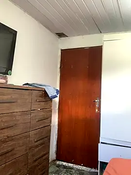 Crisschiavo online show from September 18, 2025, 12:40 pm