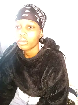 Snapshot of ExoticCandyx chatting on May 6, 2026, 3:06 pm ExoticCandyx online show from May 6, 2026, 3:06 pm