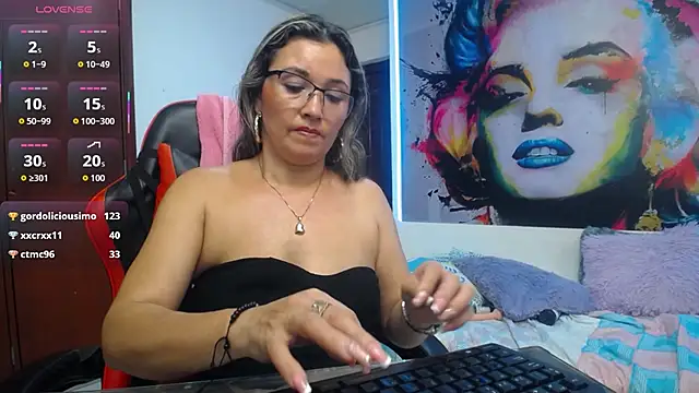 Snapshot of noelia_milf19 chatting on March 1, 2026, 7:54 am noelia milf19 online show from March 1, 2026, 7:54 am