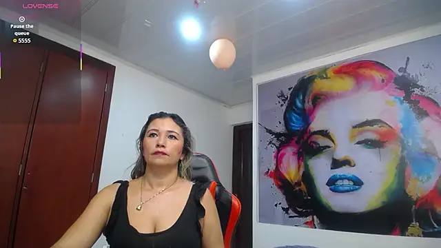 Snapshot of noelia_milf19 chatting on March 6, 2026, 12:18 am noelia milf19 online show from March 6, 2026, 12:18 am
