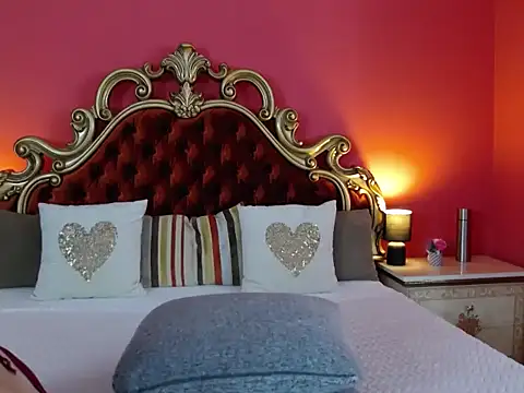 DhaliaAmour online show from January 14, 2026, 10:43 am