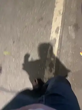 Snapshot of saumon3022 chatting on September 11, 2025, 6:41 pm saumon3022 online show from September 11, 2025, 6:41 pm