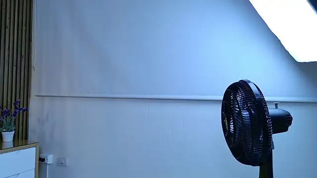 elsa gb online show from March 27, 2026, 3:23 am