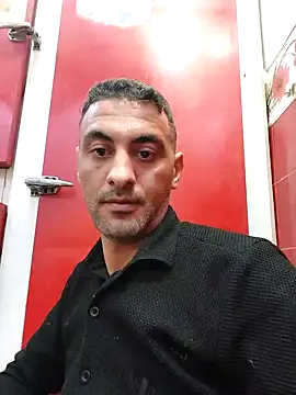 Snapshot of Mahdidido45 chatting on November 4, 2025, 11:04 pm Mahdidido45 online show from November 4, 2025, 11:04 pm