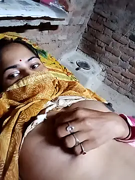 Snapshot of CUTE-786 chatting on October 27, 2025, 1:59 pm CUTE-786 online show from October 27, 2025, 1:59 pm