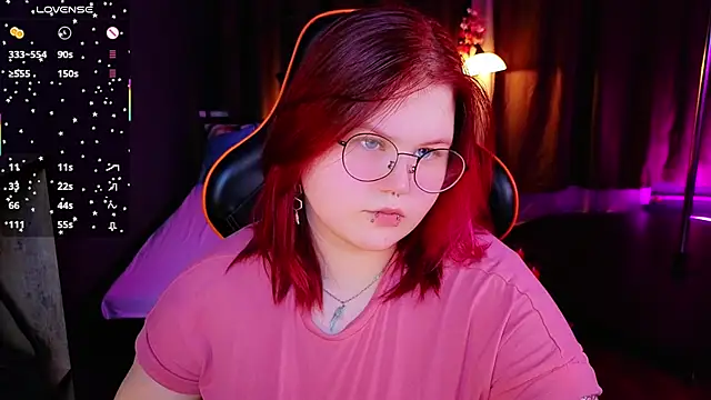 fillisfox  online show from February 19, 2026, 3:41 pm