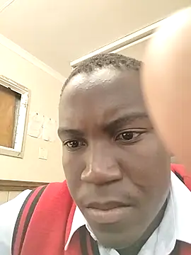 Snapshot of shebeshid chatting on October 24, 2025, 4:14 pm shebeshid online show from October 24, 2025, 4:14 pm