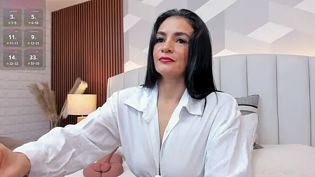 Mommy Naughty online show from October 10, 2025, 11:09 am