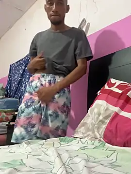 Snapshot of leinad_or97 chatting on February 19, 2026, 3:46 am leinad or97 online show from February 19, 2026, 3:46 am