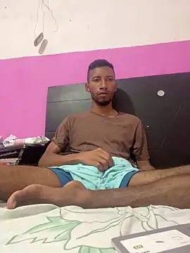 Snapshot of leinad_or97 chatting on February 25, 2026, 5:33 pm leinad or97 online show from February 25, 2026, 5:33 pm