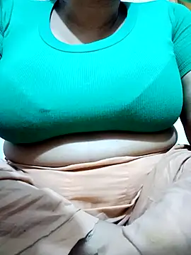 jenyfer709 online show from September 15, 2025, 8:20 pm