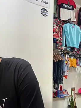 burbuja02 online show from April 10, 2026, 3:06 pm