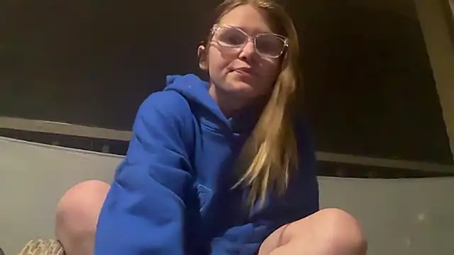 Riley ray69 online show from April 9, 2026, 1:05 am