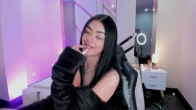 EmmaStonns online show from September 10, 2025, 1:16 am