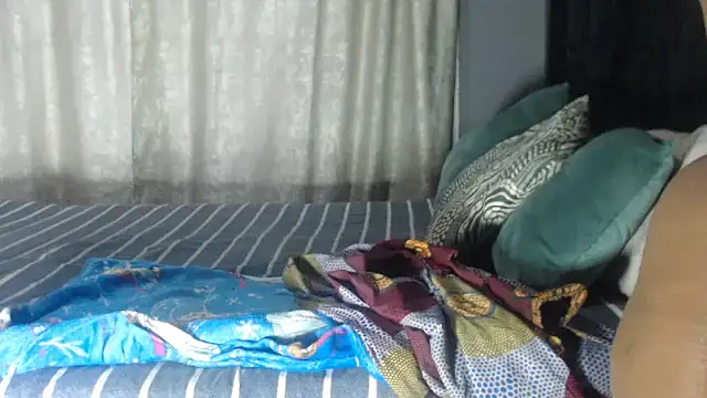 SEXYHUGEASS21 online show from September 11, 2025, 4:34 am